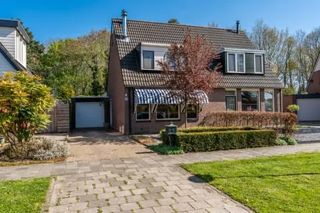 Twee-onder-één-kap te koop: Elzenhage 53, De Hagen Stadskanaal