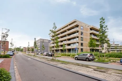 Apartment for rent: Elzenhagensingel 242, Elzenhagen-Zuid Amsterdam