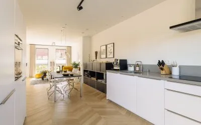 Hoekwoning te koop: Elzenhagensingel 47, Elzenhagen-Noord Amsterdam