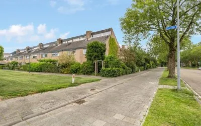 Hoekwoning te koop: Elzenhof 19, Rade, Oranjebuurt, Munniksveen en omgeving Kortenhoef