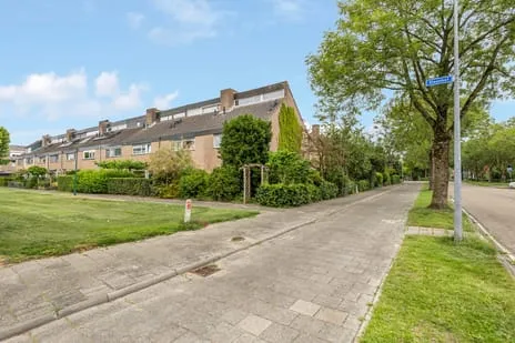 Corner house for sale: Elzenhof 19, Rade, Oranjebuurt, Munniksveen en omgeving Kortenhoef