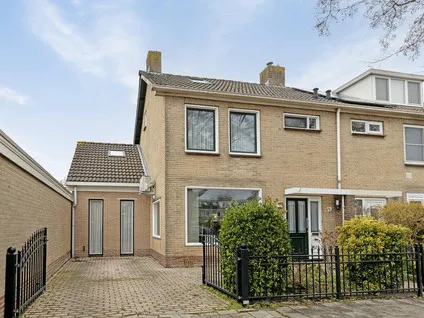 Tussenwoning te koop: Elzenlaan 59, Bomenbuurt Heerhugowaard