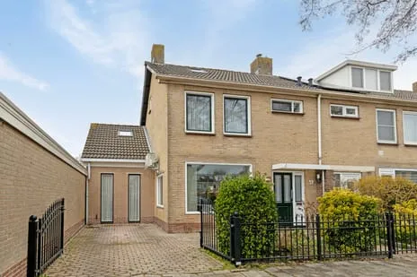 Tussenwoning te koop: Elzenlaan 59, Bomenbuurt Heerhugowaard