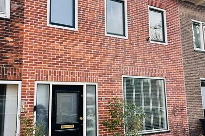 Tussenwoning te koop: Elzenplein 60, Bomenbuurt-west Haarlem