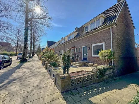 Hoekwoning te koop: Elzenstraat 26, Hengstdal Nijmegen