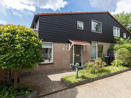Tussenwoning te koop: Elzenzoom 81, Zuiddonk Papendrecht