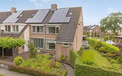 Hoekwoning te koop: Elzeplein 2, Steenbergen-Zuid Steenbergen