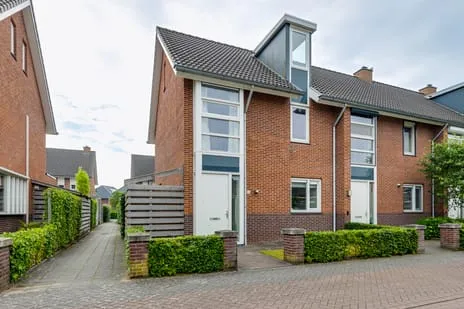 Hoekwoning te koop: Emailleerstraat 26, De Elshof - zuid Gaanderen