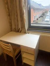 Kamer te huur: Emfuleni, E-buurt Amsterdam