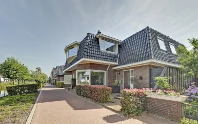 Twee-onder-één-kap te koop: Emmakade 140, Broekvelden-Zuid Bodegraven