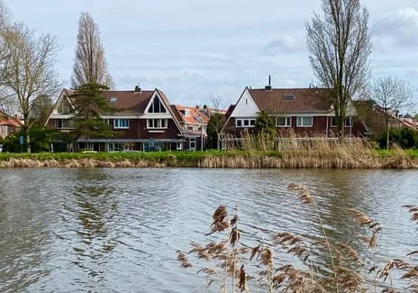 Tussenwoning te koop: Emmakade 5, Oranjebuurt Vlaardingen