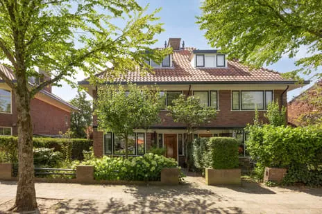 Semi-detached for sale: Emmalaan 18, Oranje Nassau Oegstgeest