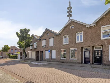Tussenwoning te koop: Emmalaan 4, Lievenspolder Terneuzen