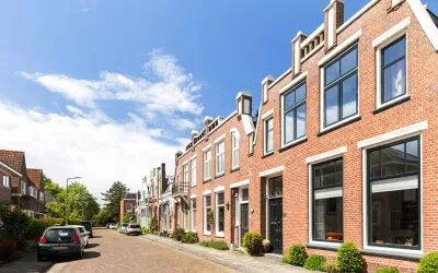 Tussenwoning te koop: Emmastraat 13, Stationsbuurt Sneek