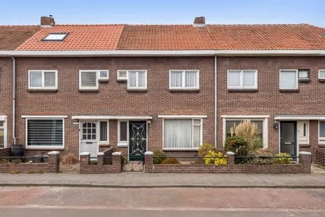 Tussenwoning te koop: Emmastraat 19, Aalst Waalre