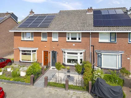Tussenwoning te koop: Emmastraat 20, Oranjewijk 1 Barendrecht