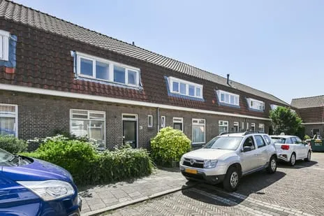 Tussenwoning te koop: Emmastraat 28, Voorburg Oud noord Voorburg