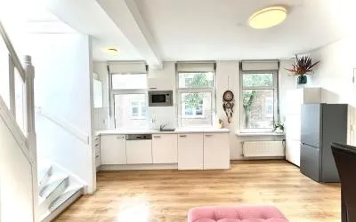 Apartment for sale: Emmastraat 3, Overschie Rotterdam