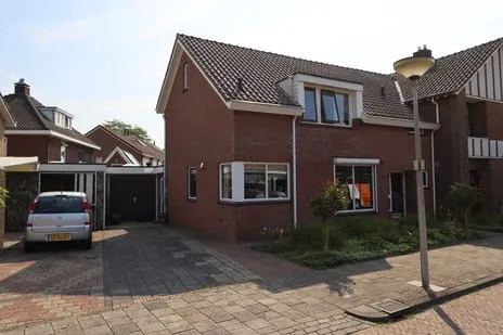 Tussenwoning te koop: Emmastraat 40, Wierden-West Wierden