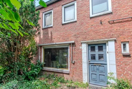 Tussenwoning te koop: Emmastraat 41, Steenbergen-Centrum Steenbergen (Nb)