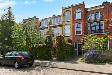 Tussenwoning te koop: Emmastraat 49, Bezuidenhout-Midden 'S-Gravenhage