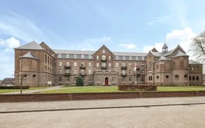 Appartement te huur: Emmerikseweg 23, 's-Heerenberg 'S-Heerenberg