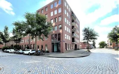 Appartement te koop: Emmy Andriessestraat 352, Theo van Goghparkbuurt Amsterdam