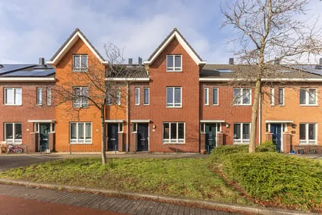 Tussenwoning te koop: Emmy Belinfantelaan 57, Waterwijk Beverwijk
