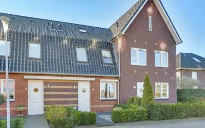 Tussenwoning te huur: Empelenhof 4, Kerkdriel