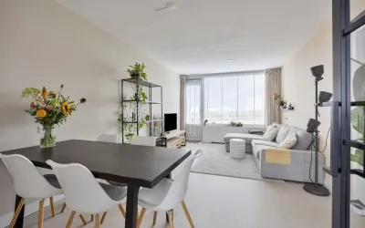 Appartement te koop: Engelandlaan 246, Landenbuurt Haarlem