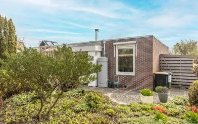 Tussenwoning te koop: Engelandstraat 42, Heemskerk