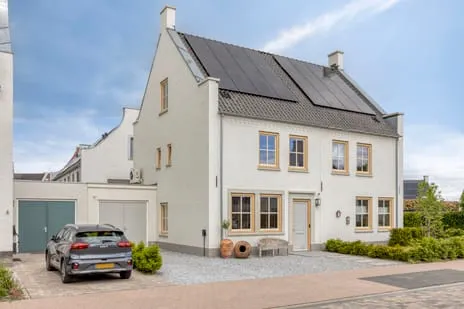 Tussenwoning te koop: Engelbrechthoek 10, Stepekolk Helmond