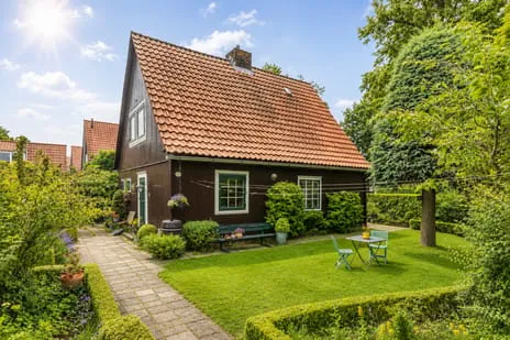 Vrijstaande woning te koop: Engelselaan 1, Heerma van Vossstraat-Molenbeek Roosendaal