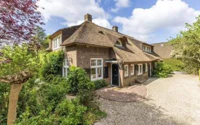 Twee-onder-één-kap te koop: Engweg 8, Oostereng Laren