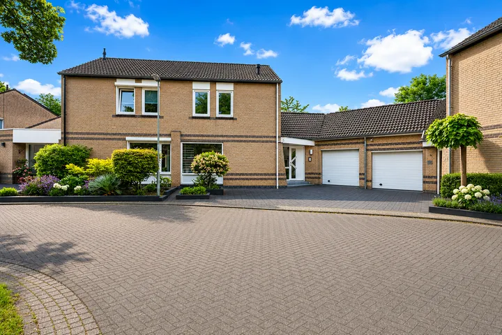 Tussenwoning te koop: Engweide 19, Eiske Landgraaf