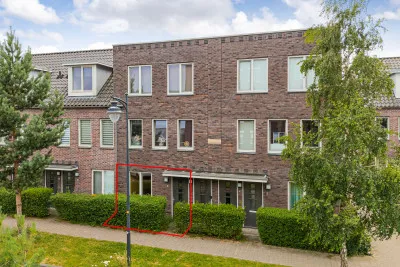 Appartement te koop: Enkalaan 6, Enka Ede