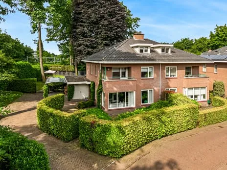 Twee-onder-één-kap te koop: Ensahlaan 1, Bilthoven Noord I Bilthoven
