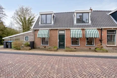 Hoekwoning te koop: Epemawei 9, IJsbrechtum Ysbrechtum