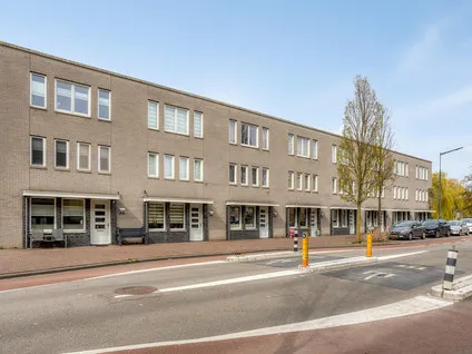 Tussenwoning te koop: Erasmuslaan 3F, Erasmusbuurt Haarlem