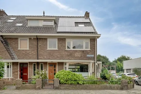 Hoekwoning te koop: Erasmusstraat 4, Zwolseweg Deventer