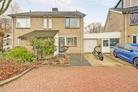 Tussenwoning te koop: Erasmustuin 9, Tuinenbuurt Capelle Aan Den Ijssel