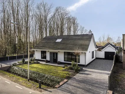 Vrijstaande woning te koop: Erasmusweg 5, Verspreide huizen Oud Glymespolder Lepelstraat