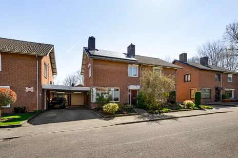 Twee-onder-één-kap te koop: Erenfriedstraat 7, Beek (Li)