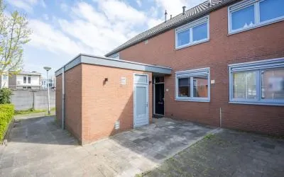 Tussenwoning te koop: Erensteinerstraat 22, Erenstein Kerkrade