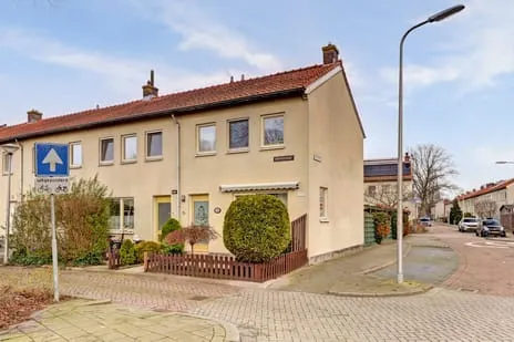 Hoekwoning te koop: Ereprijsstraat 1, Weidebloemkwartier Gouda