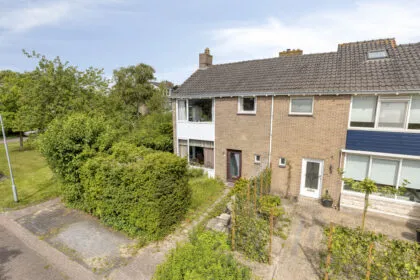 Hoekwoning te koop: Ereprijsweg 1, Kruidenbuurt Bergen (Nh)