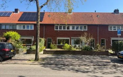 Tussenwoning te koop: Erfgooiersstraat 122, Erfgooiersbuurt Hilversum