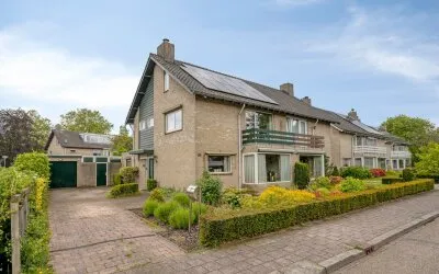 Twee-onder-één-kap te koop: Ericalaan 36, Voldijn Waalre