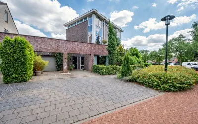 Tussenwoning te koop: Ericaplein 25, Middelreuvelt Grubbenvorst