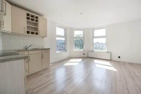 Appartement te koop: Ericastraat 11-01, Bloemhof Rotterdam
